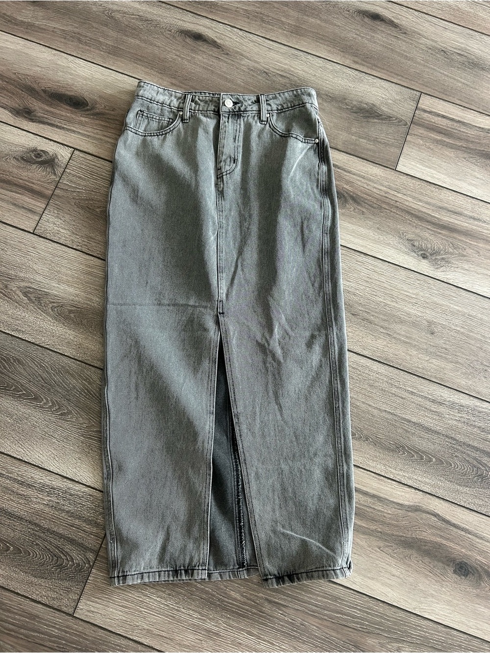 West of Melrose High-Waist Grey Distressed Denim Skirt